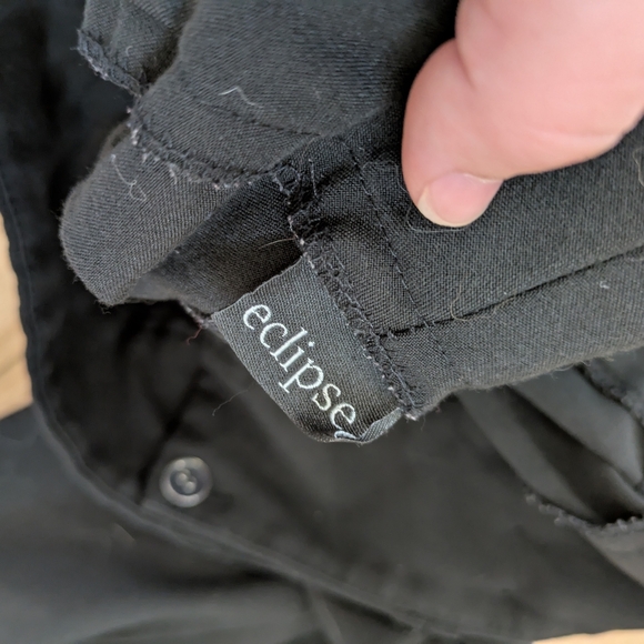 Eclipse Vintage Flared Trousers – Size 5 – Y2K Chic
– Elegant & Rare Find! - Picture 3 of 4